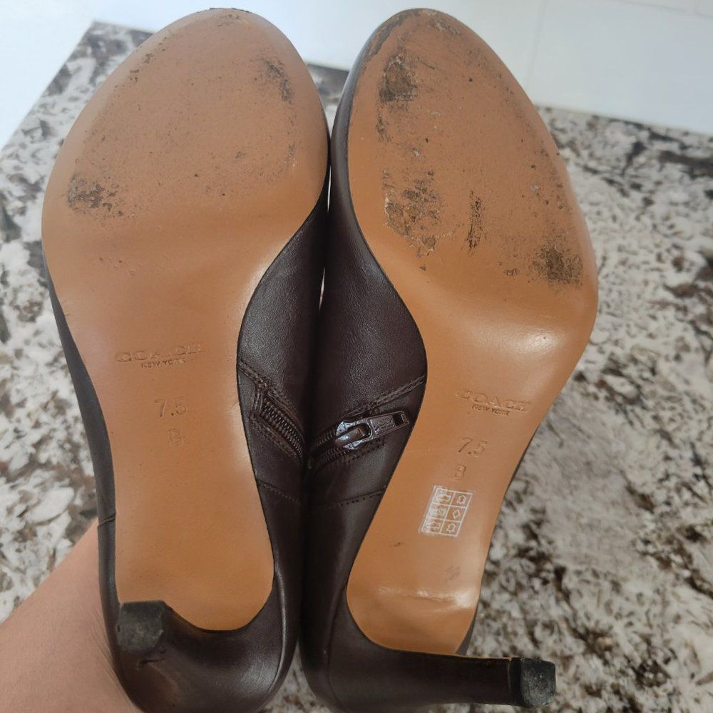 Coach Seneca Bootie size 7.5 B - Picture 9 of 13